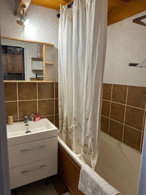 Апартаменты Duplex Avec Belle Terrasse Au Pied Des Pistes Вар Экстерьер фото
